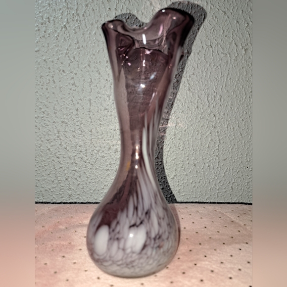 Vintage Mid Century Modern Hand Blown Glass Vase Purple  White Swirl Small - Picture 6 of 13